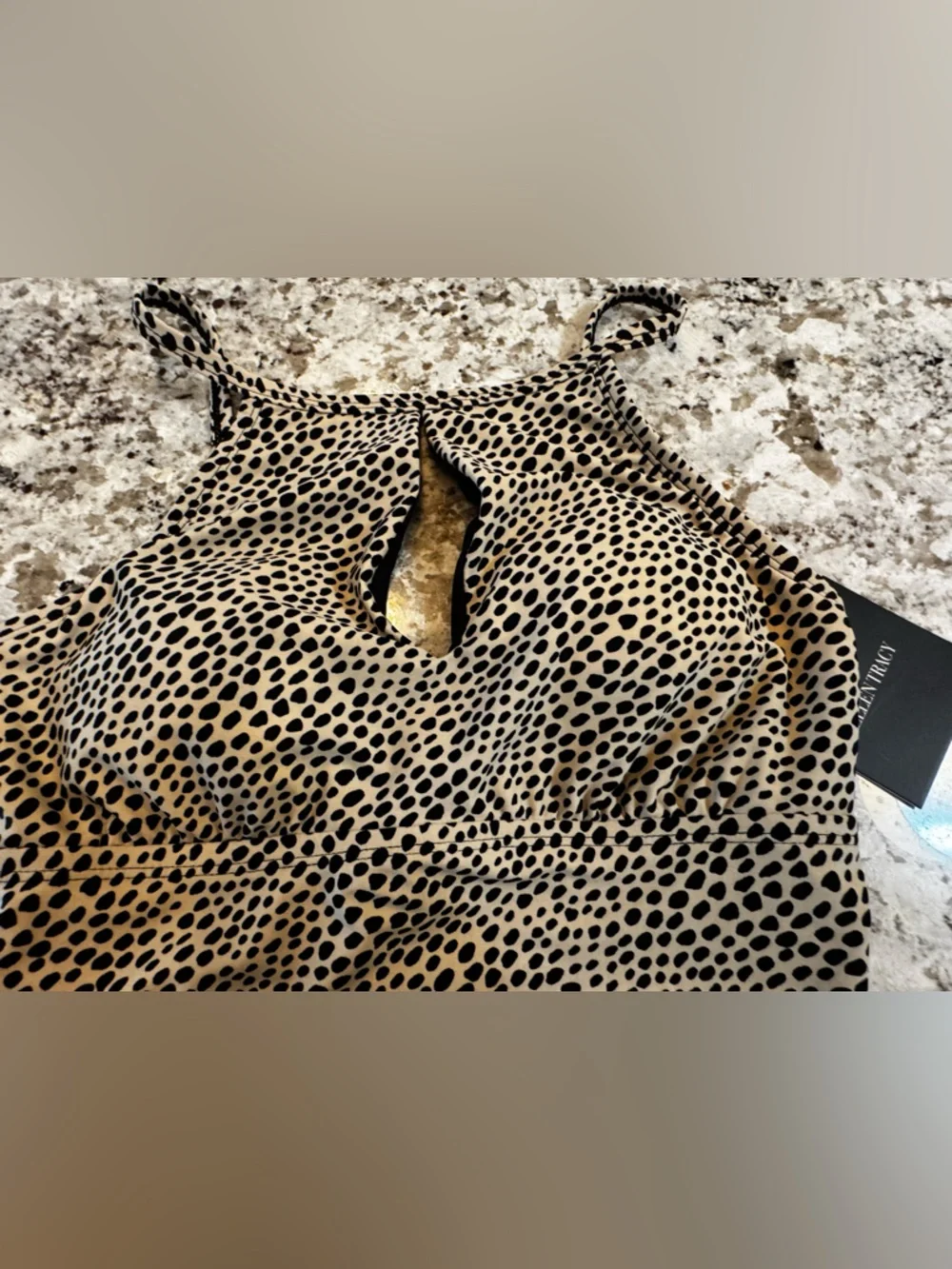 Ellen Tracy Leopard‎ Swim Tankini Top with Keyhole Design